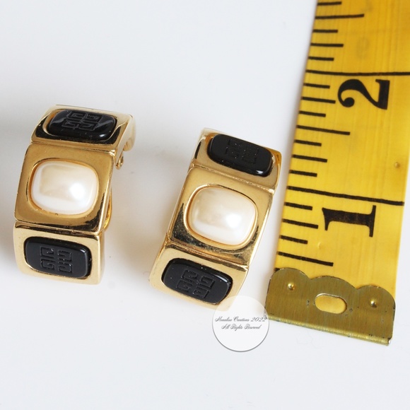 Givenchy Earrings Embossed Logo Stone Faux Pearl Gold Metal Clip Style Vintage - Picture 3 of 12
